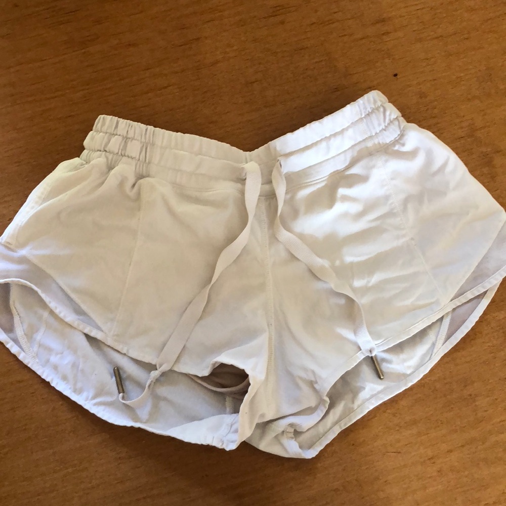 white lululemon shorts